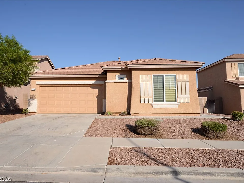 1022 Pecos River Ave