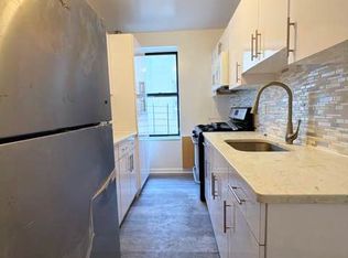 121 Post Ave APT 4A, New York, NY 10034