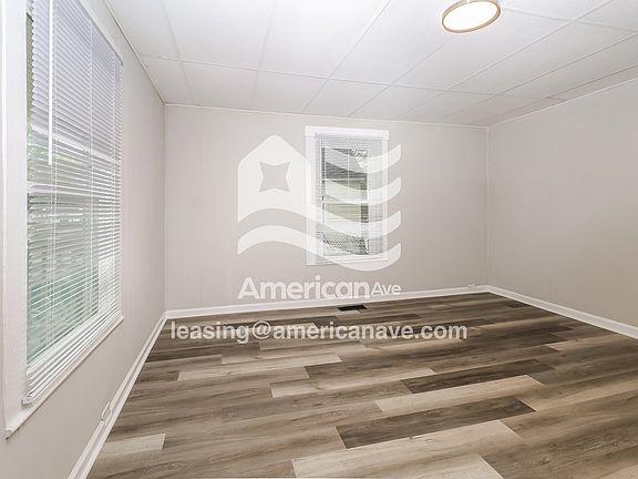 1448252_005_wm_-_living_room_13245719.jpg