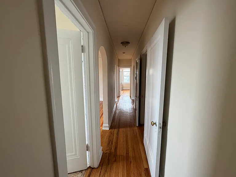 2041 N Cicero Ave #2S — Photo 4