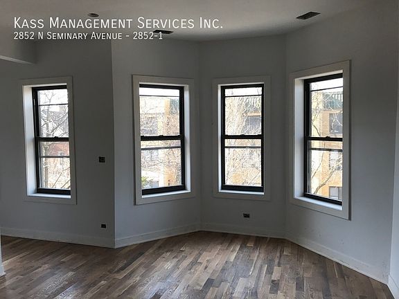 4th image of 2852 N Seminary Ave #1