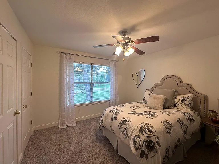460 Tahitian Dr — Photo 20