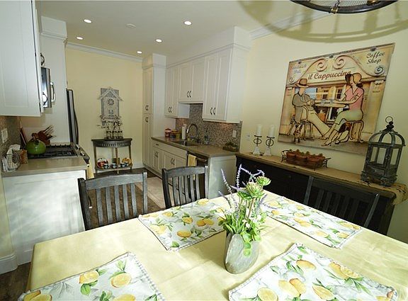 4th image of 4447 W Lakeside Dr APT 205
