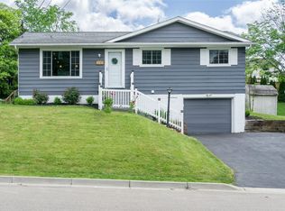 330 Paul St, Endicott, NY 13760