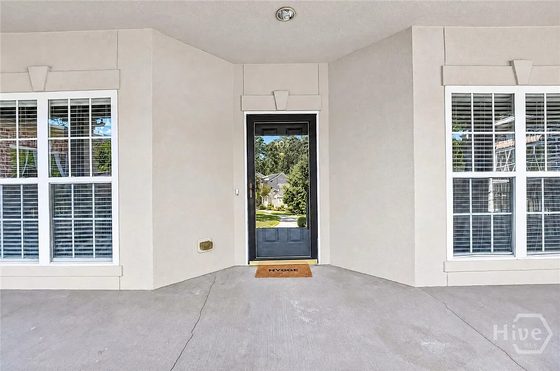 411 Southbridge Blvd — Photo 4