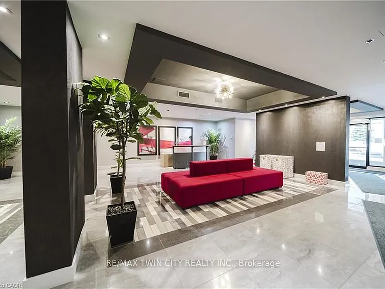 150 Water St N #803 — Photo 30