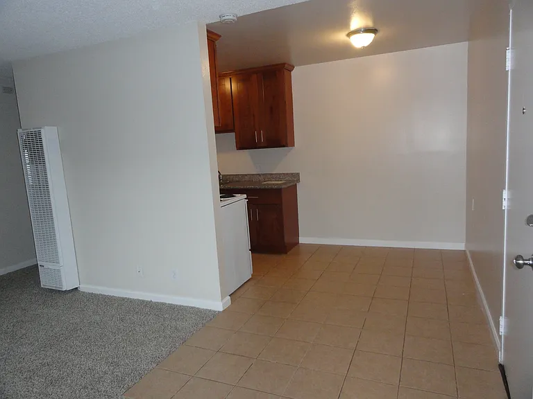 Marin Royal Apartments LLC — Photo 55