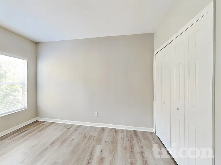 3625 W 16th St — Photo 10
