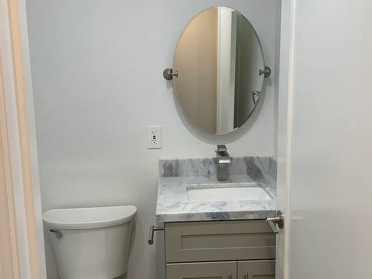 1072 W McKinley Ave — Photo 19
