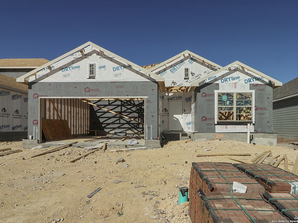 2nd image of 7049 Vista Loop
