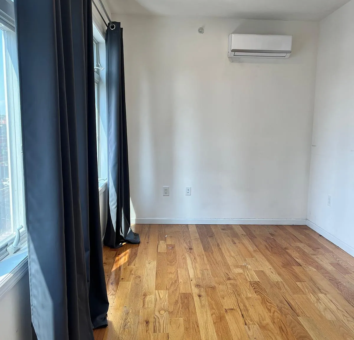 Studio, 382 sqft, $1,950 — Photo 4