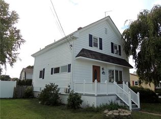 16 Butler St, Cranston, RI 02920