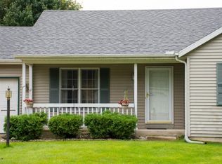 26334 Peddlers Cove Ct, South Bend, IN 46619