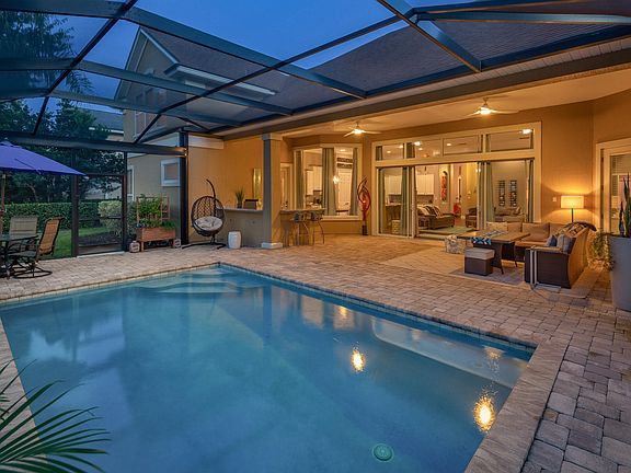 Twilight_Screened_Pool_-_1