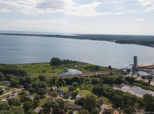 38 Millstone Rd, Waterford, CT 06385