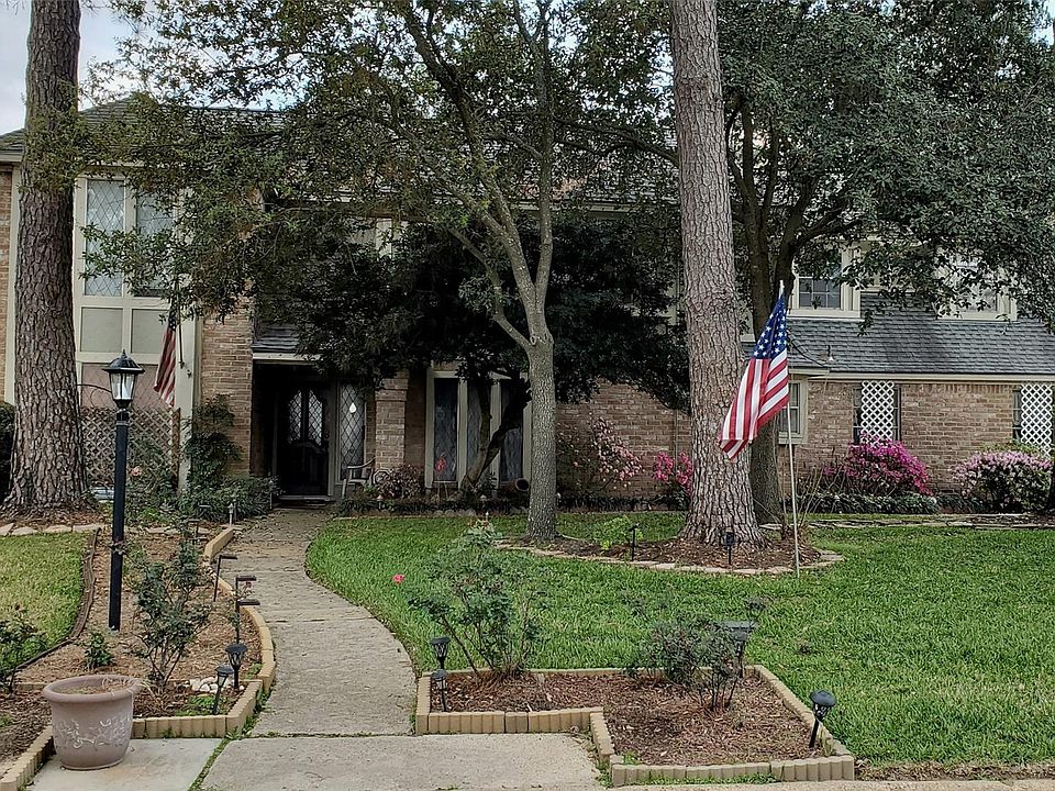 1st image of 18006 Shadow Valley Dr