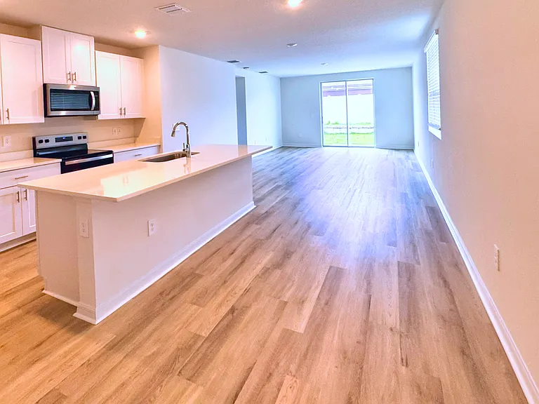 1778 Brekey Way — Photo 5