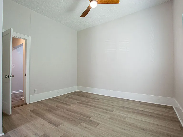 117 S 39th St — Photo 3