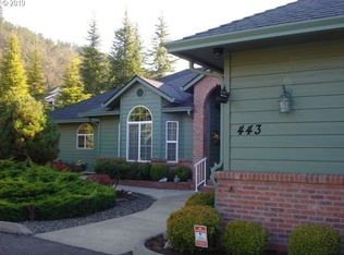 443 Martha Dr, Winchester, OR