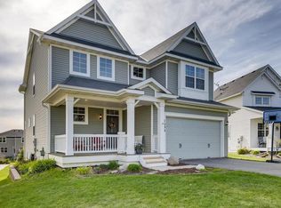 1606 Hackberry Ct, Carver, MN 55315