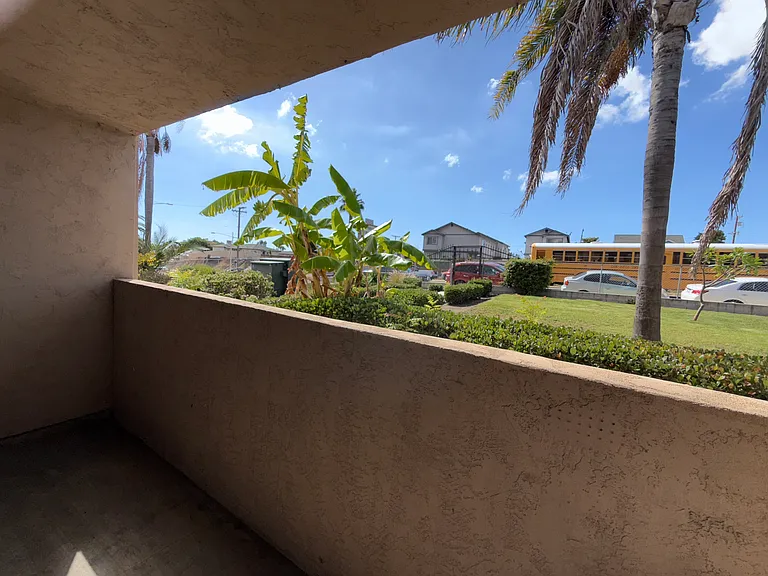 2545 Fairmount Ave #9 — Photo 13