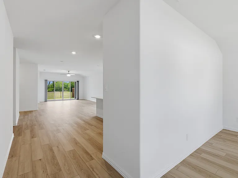 3407 Copperwood Dr — Photo 3