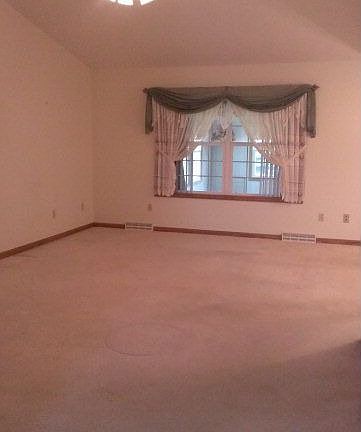 5th image of 172 Fairview Dr
