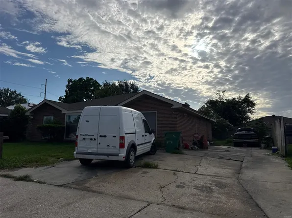 132 Stephen St, Saint Rose, LA 70087