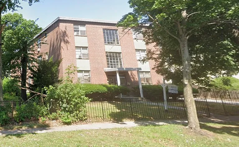 23 Girard Ave #C6 — Photo 1