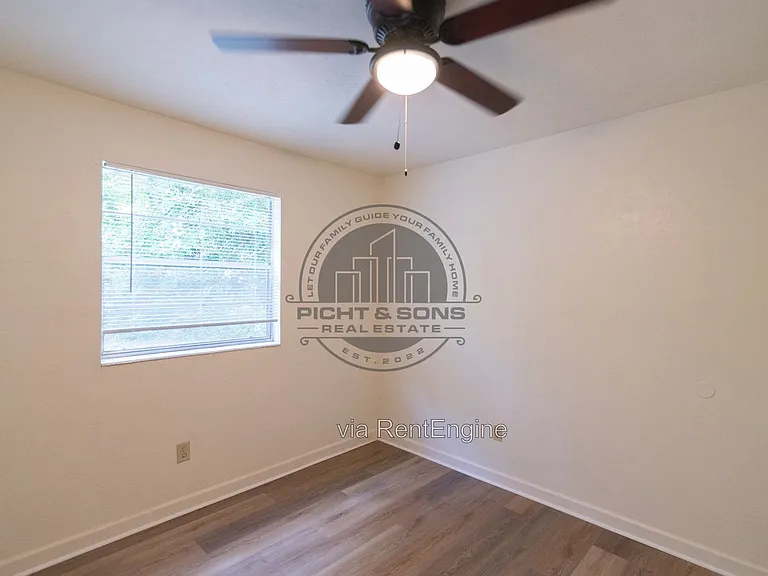 3721 Maria Cir — Photo 13