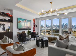 62 Eton Row, Weehawken, NJ 07086