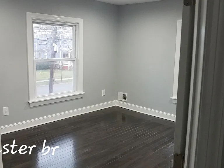 162 S Bridge St — Photo 34