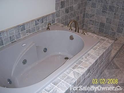 Master Bath Jacuzzi