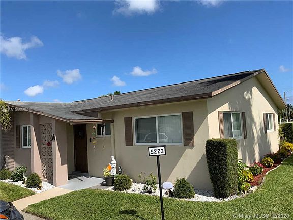 2nd image of 5223 W Cresthaven Blvd #A