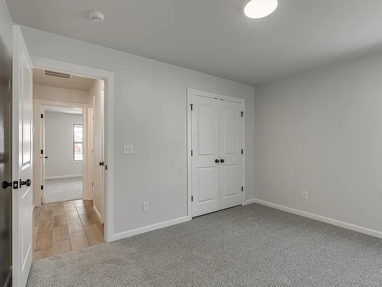 12001 Nw Expy #120THST — Photo 17