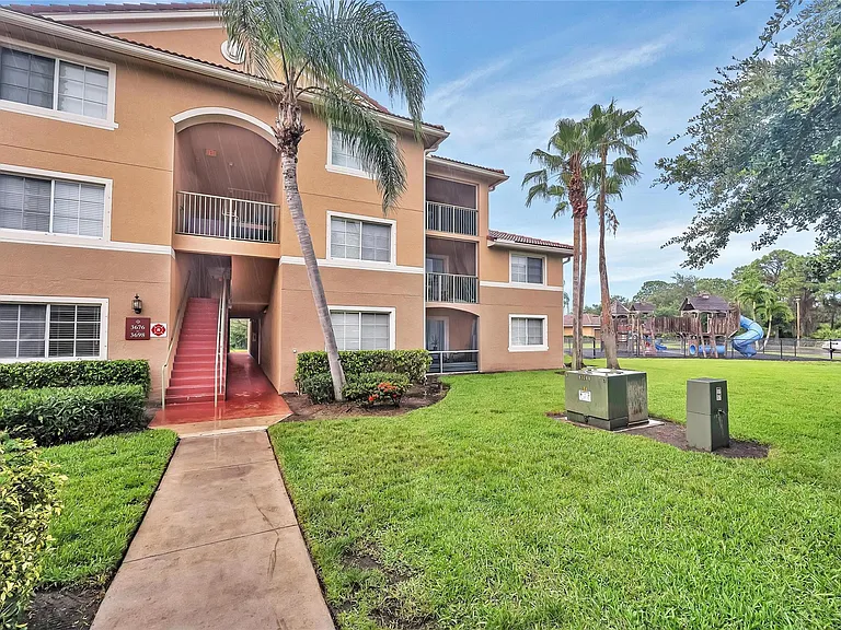 3795 NW Mediterranean Ln #303 — Photo 17