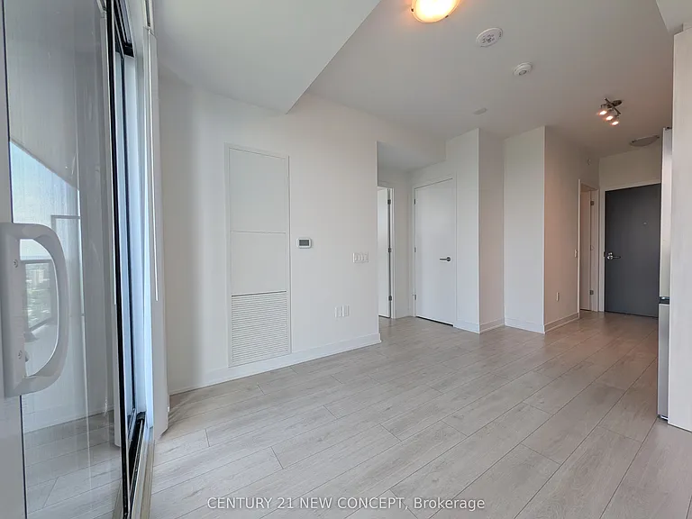 5858 Yonge St #3326 — Photo 8