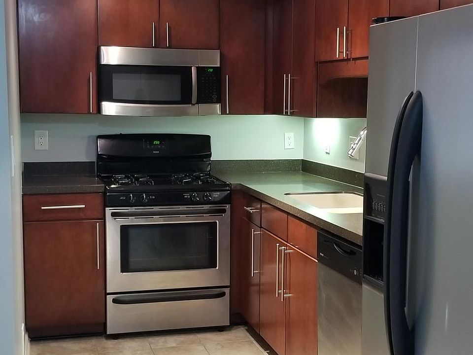 Kitchen/Gas stove
