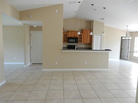 GREAT ROOM AND KITCHEN