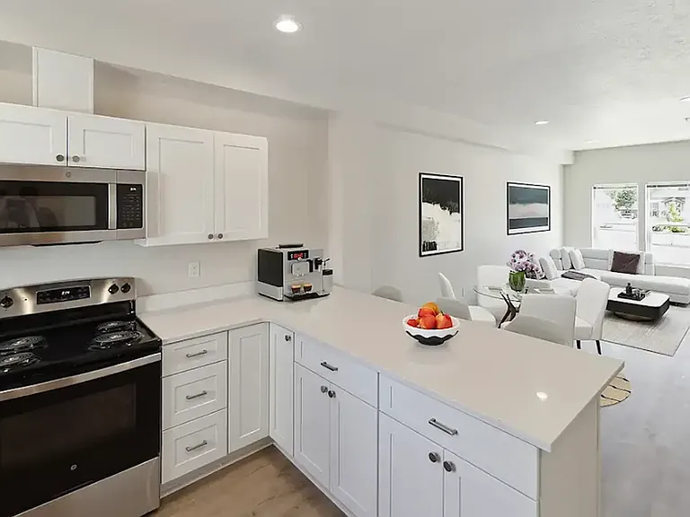Riverstone Townhomes — Photo 10