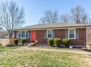 136 Manitoba Ln, Lexington, KY 40515