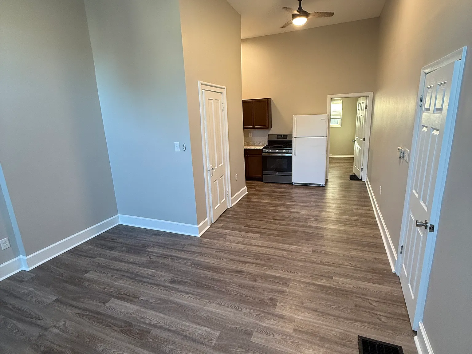 1 bed, $925 — Photo 4