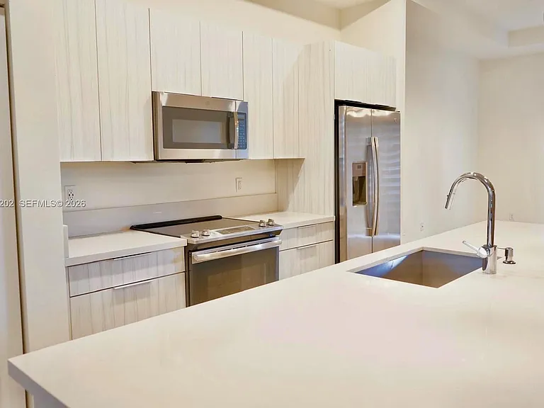 7925 NW 104th Ave #32 — Photo 7