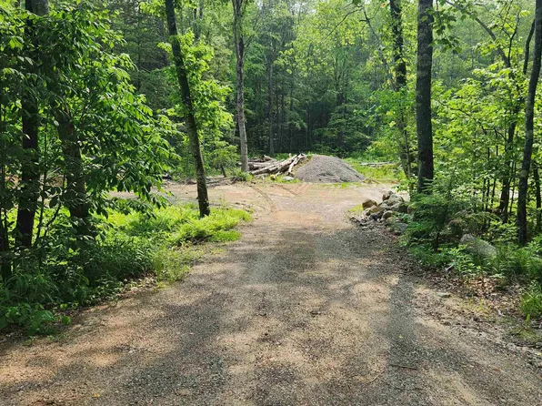 104 Beauty Hill Road, Barnstead, NH 03225