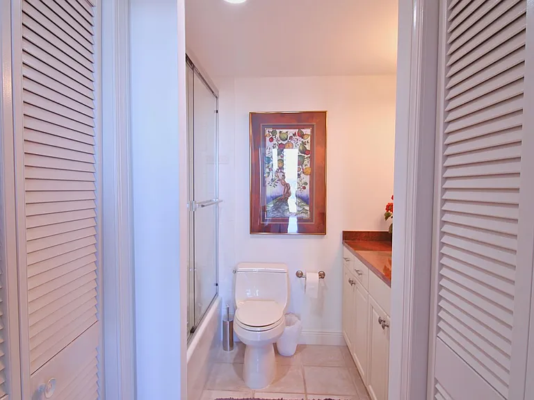1 Beach Dr SE #1014 — Photo 27