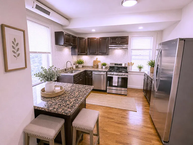 5501 Black St #2 — Photo 5