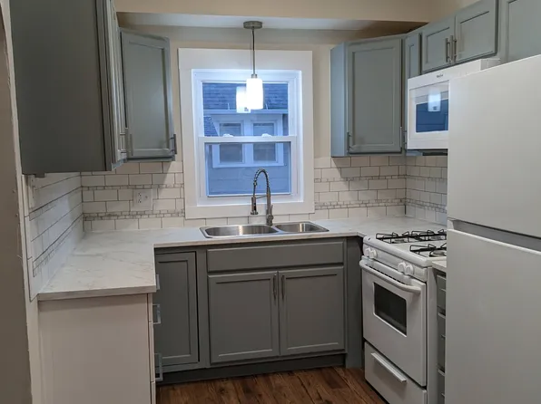 246 5th St NW #5, Barberton, OH 44203