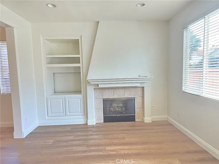 43717 Calabro St — Photo 3