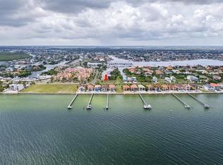 1342 Apollo Beach Blvd S #16, Apollo Beach, FL 33572