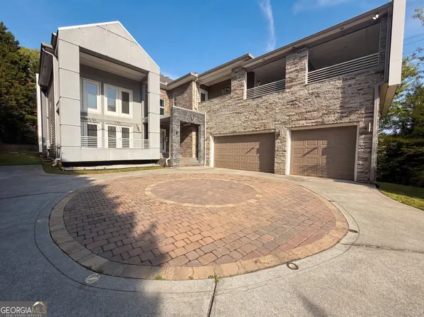 302 Summer Garden Dr, Marietta, GA 30064